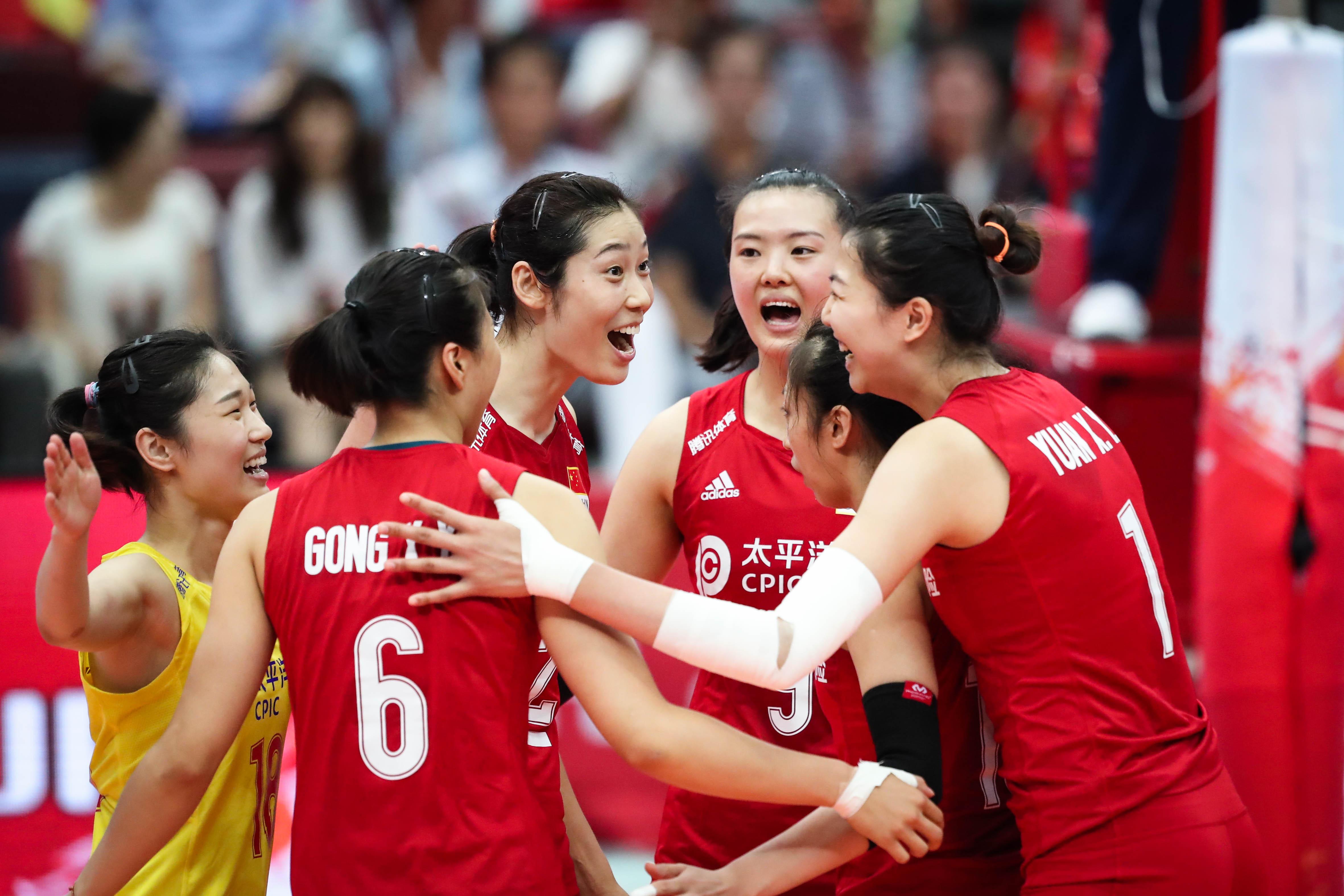 爱游戏官方入口-排球女子半决赛，中国队战胜对手晋级