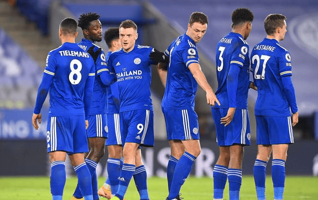 包含莱斯特城客场取胜水晶宫，稳固中游位置的词条