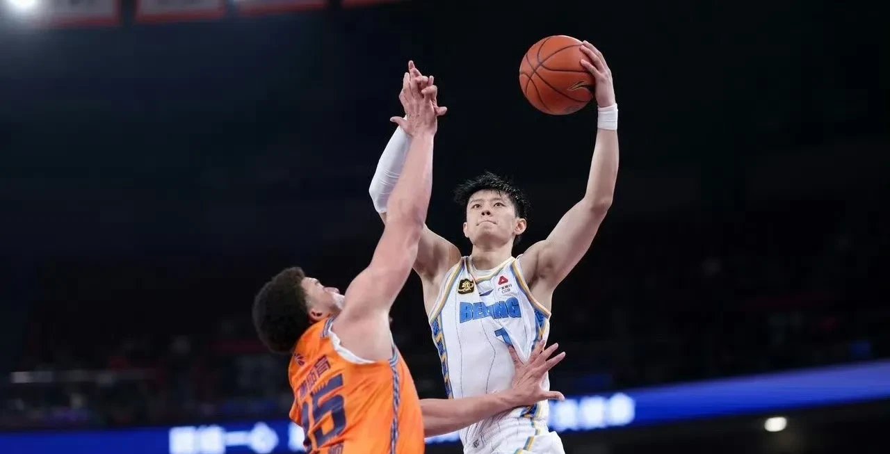 爱游戏大厅-上海男篮不负众望击败江苏队，强势夺冠的简单介绍