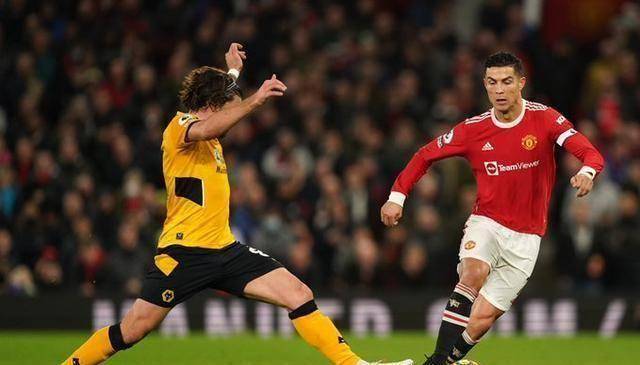 曼联主场战平狼队，争四形势将更加严峻的简单介绍