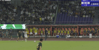 爱游戏体育-人队缺席关键球员，战术调整待解决