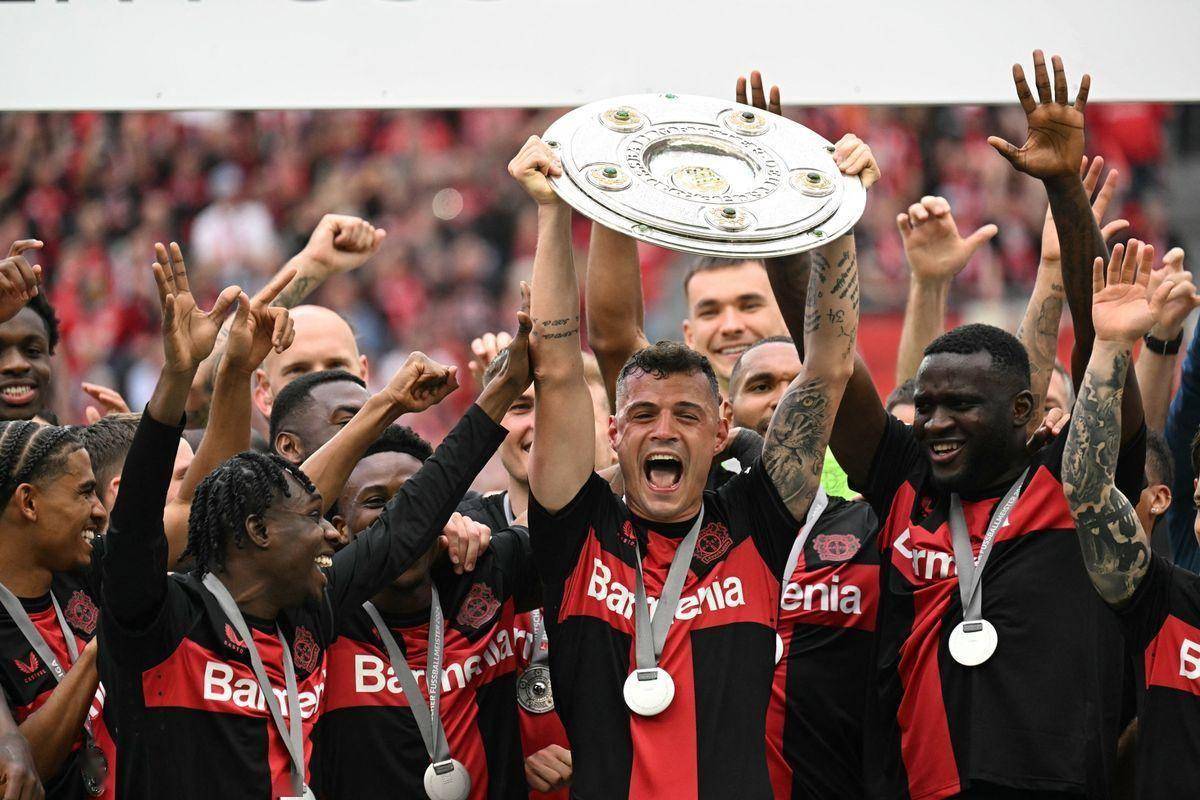 关于巴恩斯利名列前茅，英超升班马大放异彩的信息